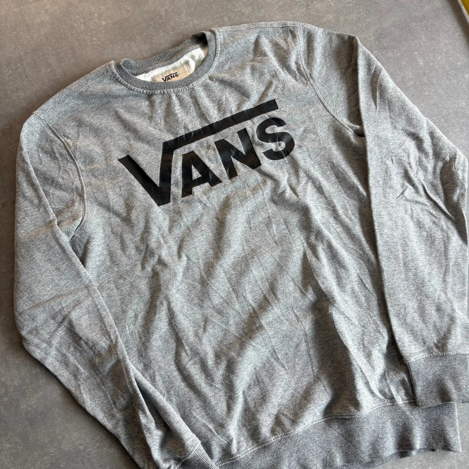 Vans Grey Black Spellout Crewneck Sweatshirt Mens Medium Skate Streetwear Vintage