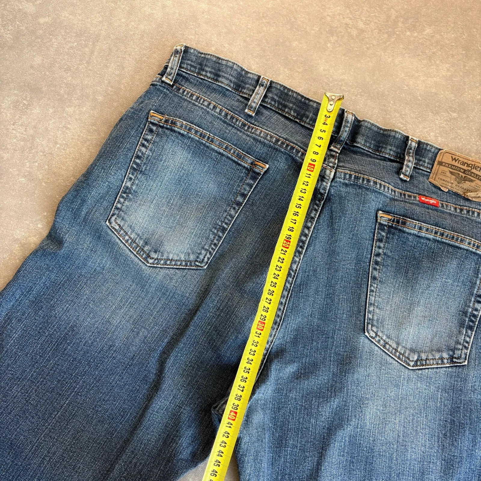 Wrangler Blue Denim Jeans Men Straight Leg Western Workwear Vintage Cotton Casual Denim