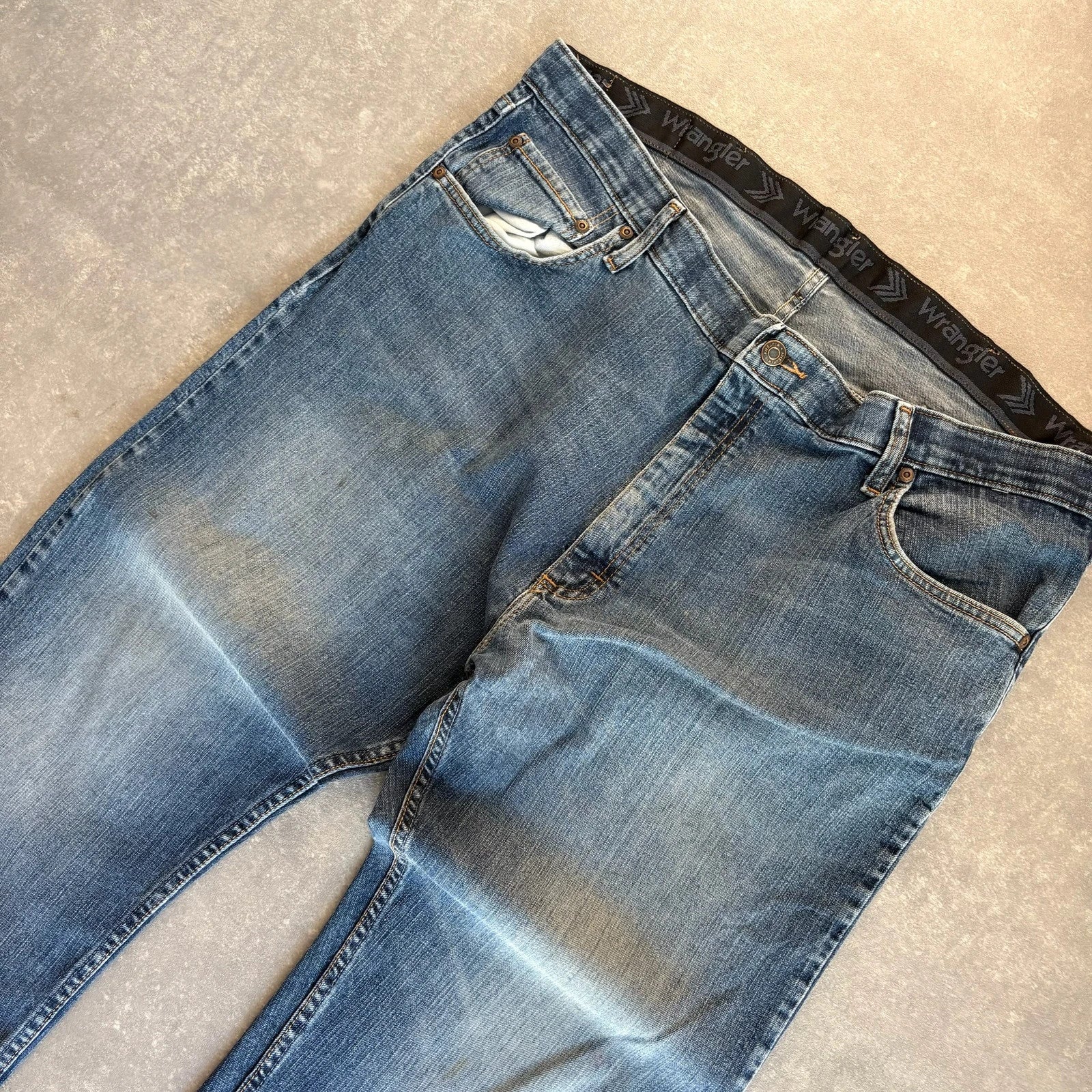 Wrangler Blue Denim Jeans Men Straight Leg Western Workwear Vintage Cotton Casual Denim