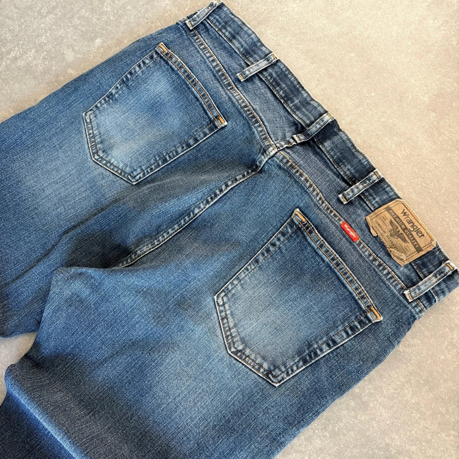 Wrangler Blue Denim Jeans Men Straight Leg Western Workwear Vintage Cotton Casual Denim