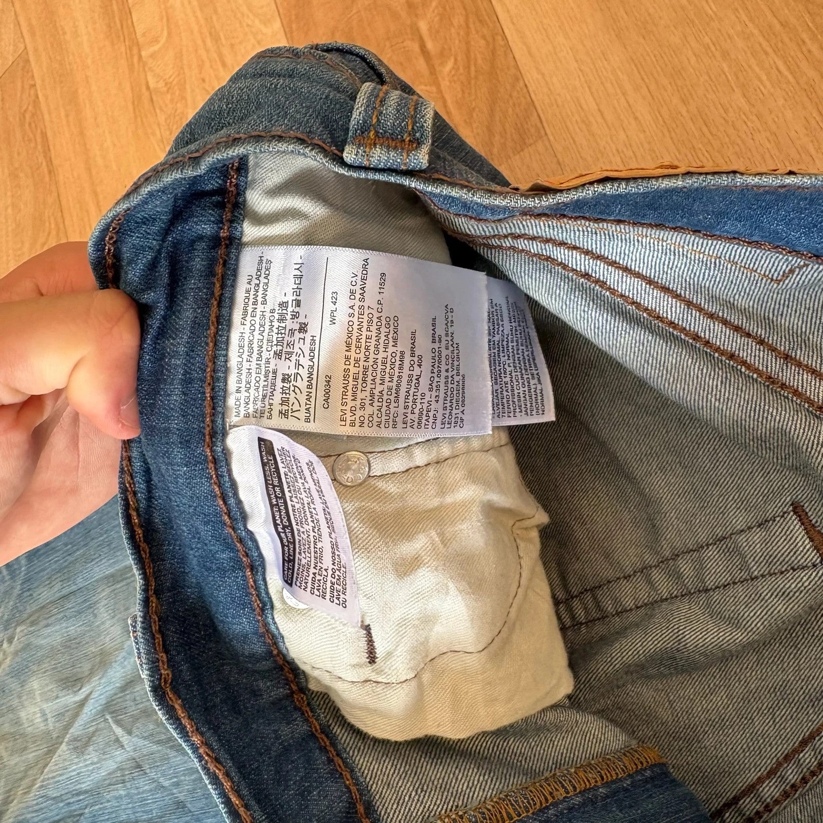 Levis 511 Mid Wash Slim Straight Leg Vintage Denim Jeans Mens