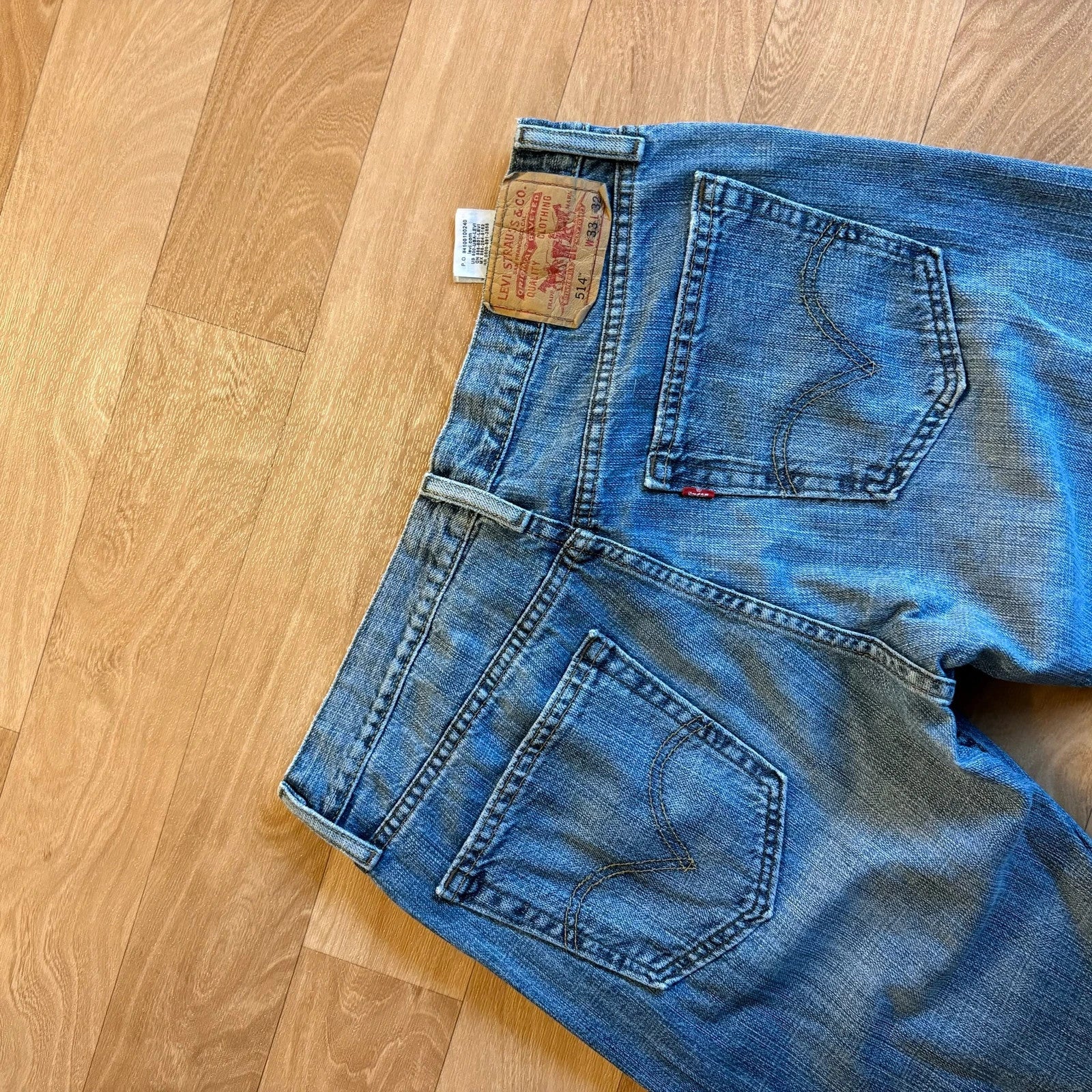 Levis 514 Slim Straight Medium Wash Jeans Faded Vintage Denim Whiskered Streetwear Mens
