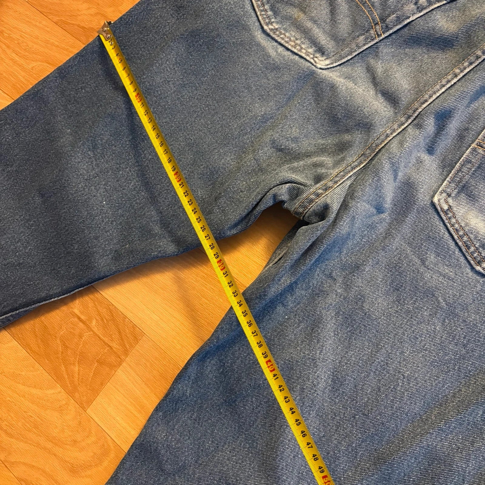 Lee Medium Wash Straight Jeans Leather Patch Vintage Blue Denim Workwear Rugged Mens